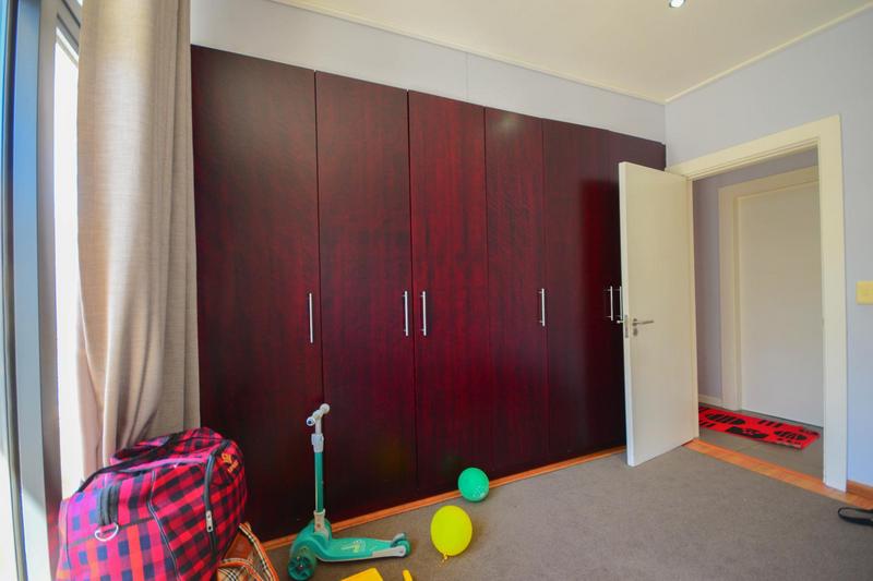 2 Bedroom Property for Sale in Sea Point Western Cape